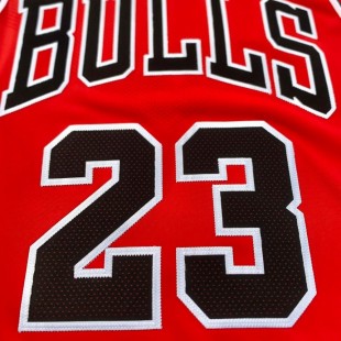 Camiseta roja Icon Edition de los Chicago Bulls (Nike Authentic)